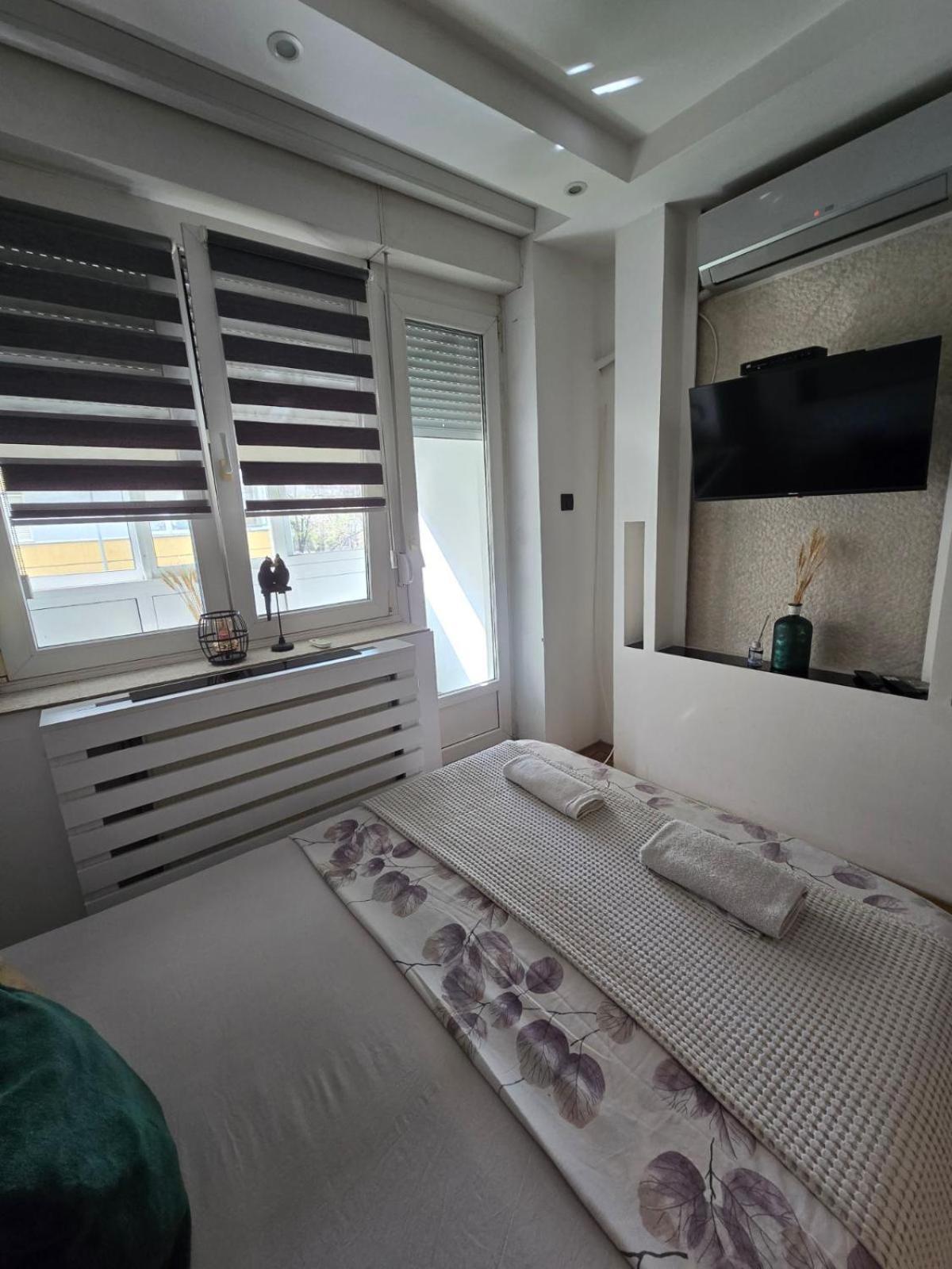 Arizona Apartment Нови Сад Екстериор снимка
